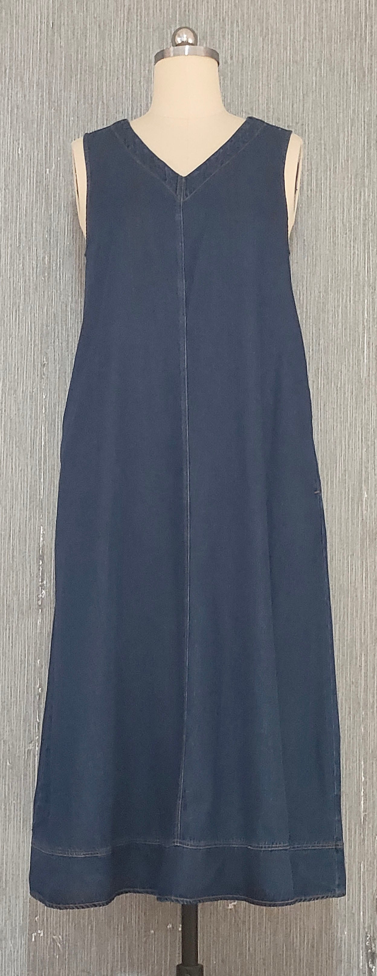 VN dress – 85% Tencel 15% Cotton